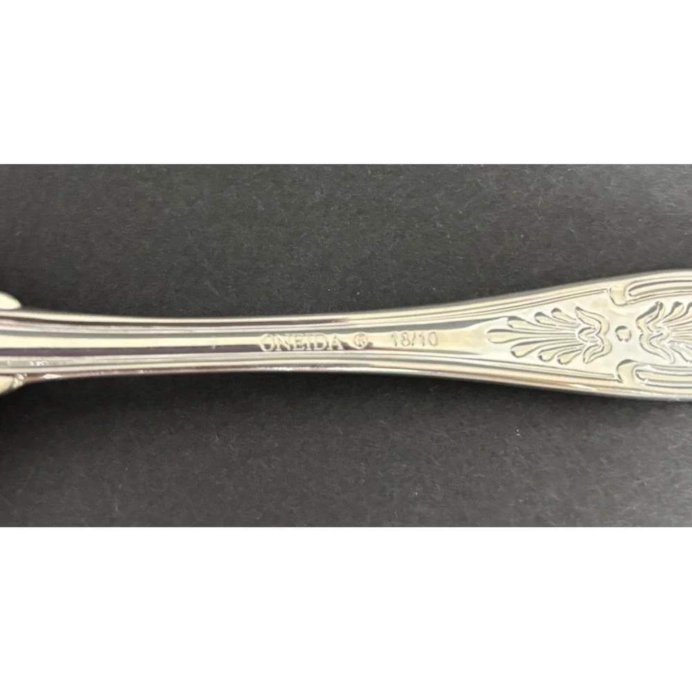 2 Oneida Kings Tablespoons Serving Spoons 8 3/8
